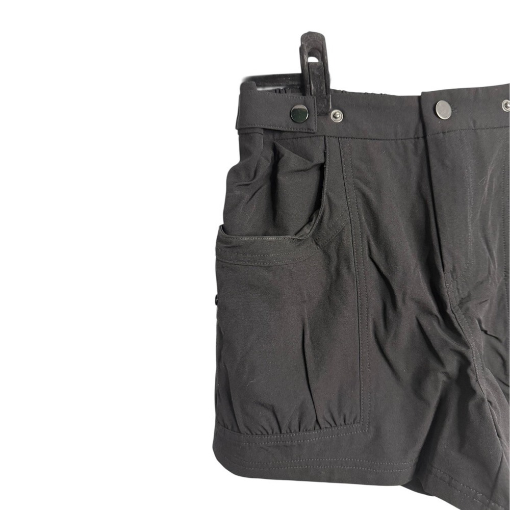 Halara NWT Black Mid Rise Adjustable Waistband Casual Shorts Size Medium - Picture 7 of 10
